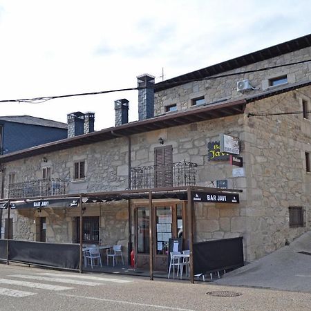 Hotel Rural Val Dos Pigarros Lubian ภายนอก รูปภาพ